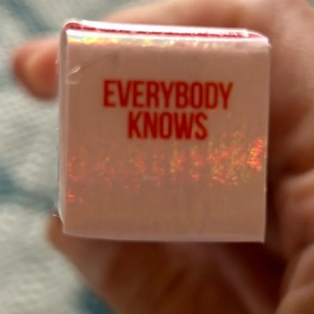 Everybody Knows Supreme Gloss by Jeffree Star - New in Box